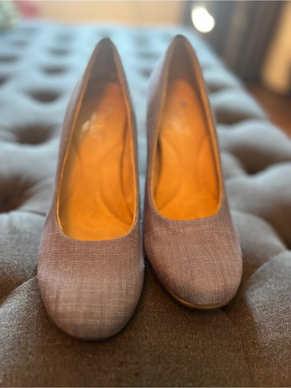 AEROSOLES Light Blue Denim Wedge Pumps with Woven Raffia Heel. Size 8.5